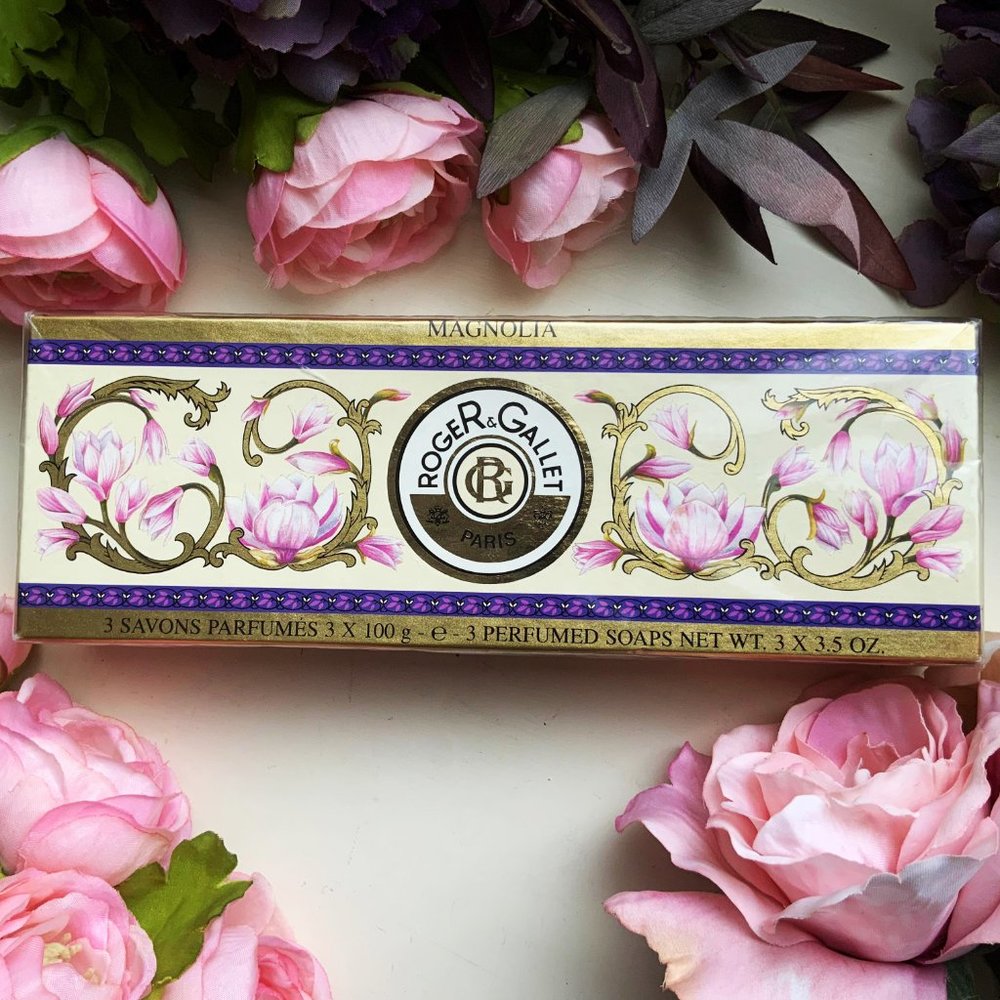 ROGER & GALLET 3  Magnolia Perfumed Soaps Set